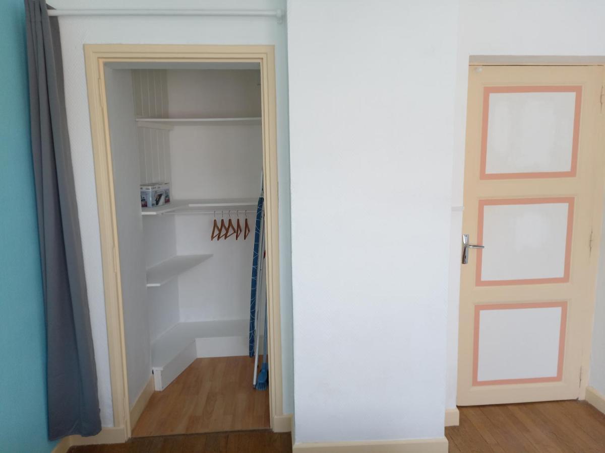 Appartement Paisible - Coeur De Ville Le Creusot Ngoại thất bức ảnh